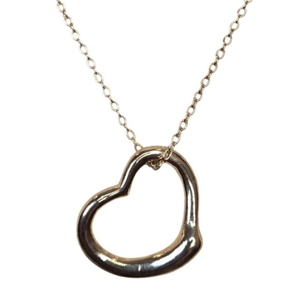 Necklace Gold Tone Open Heart Pendant Minimalist Dainty Feminine Contemporary